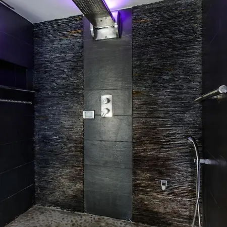 Luxury Suite San Carlo-3